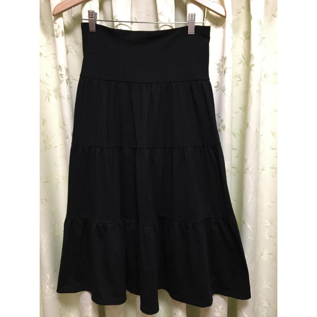 UNIQLO(ユニクロ)のユニクロ　ミモレ丈スカート　ブラック　2way レディースのスカート(ロングスカート)の商品写真