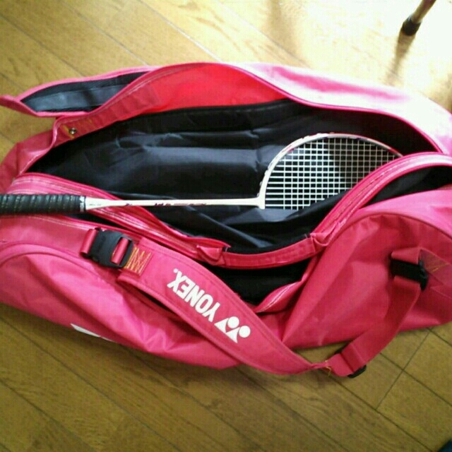 YONEX(ヨネックス)のバドミントンのbag♪ エンタメ/ホビーのテーブルゲーム/ホビー(スポーツ)の商品写真