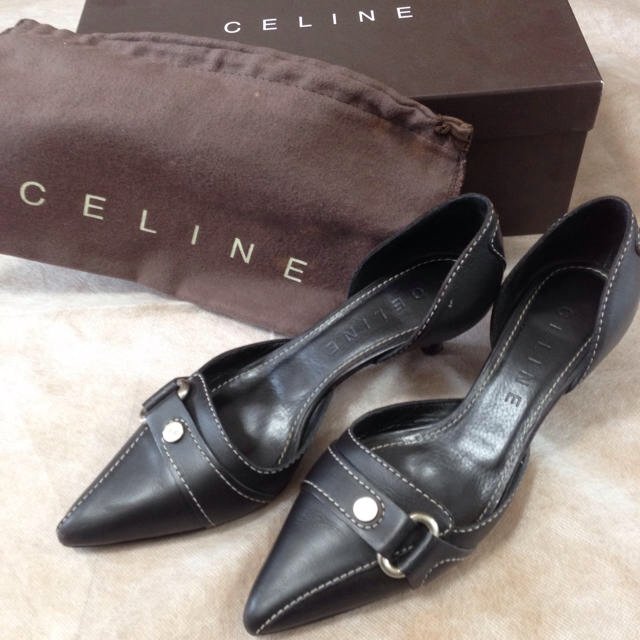 celine(セリーヌ)の【専用】celine☆ポインテッドパンプス レディースの靴/シューズ(ハイヒール/パンプス)の商品写真