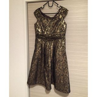 ザラ(ZARA)のワンピース(ひざ丈ワンピース)