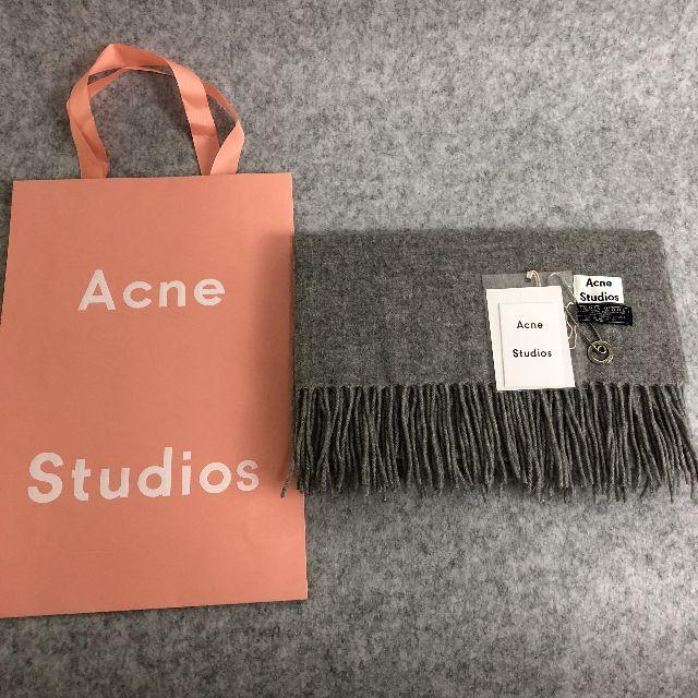 ACNE(アクネ)のAcne Studiosプレゼントマフラーメランジキャメル男女兼用 正規品 レディースのファッション小物(マフラー/ショール)の商品写真