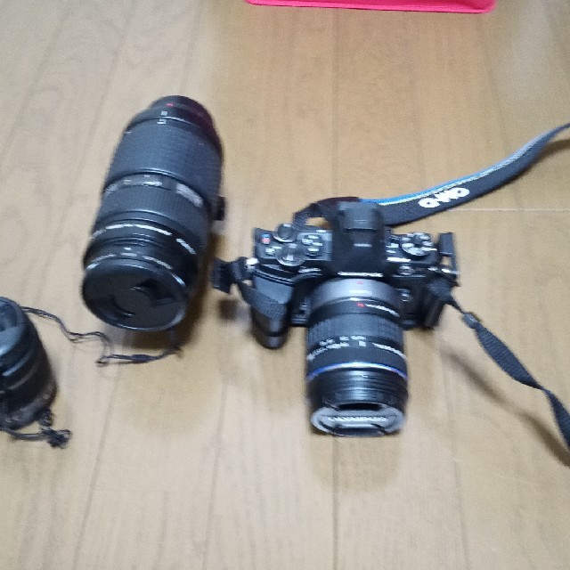 大きな取引 OLYMPUS カメラ　少し訳ありオリンパスomーd5マーク2写真レンズ一式ショット少ない - ミラーレス一眼