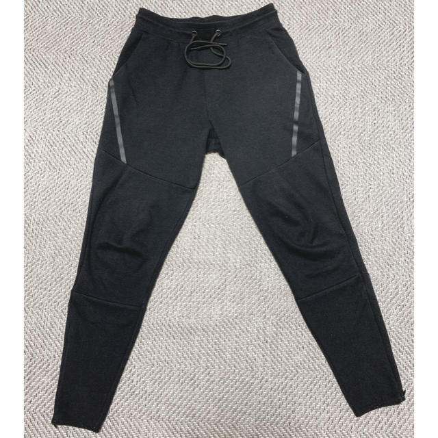 ZARA - ZARA スキニージョガーパンツの通販 by sts's shop|ザラ ZARA - ZARA スキニージョガーパンツの通販 by sts's shop|ザラ