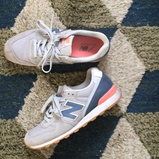 ニューバランス(New Balance)の専用ページ(スニーカー)