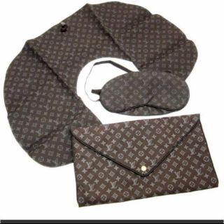 ルイヴィトン(LOUIS VUITTON)の【入手困難】Louis Vuitton トラベルセット(旅行用品)