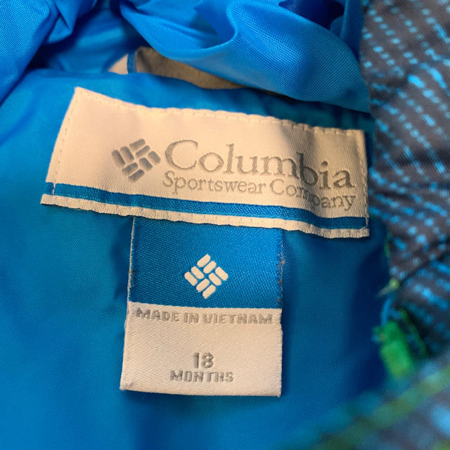 Columbia(コロンビア)の　【専用】コロンビアベビージャンプスーツ18M 80ダウン　スノーウェア スポーツ/アウトドアのスキー(ウエア)の商品写真