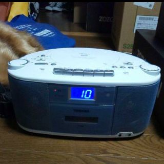 トウシバ(東芝)の 東芝 CD ラジカセ(ラジオ)