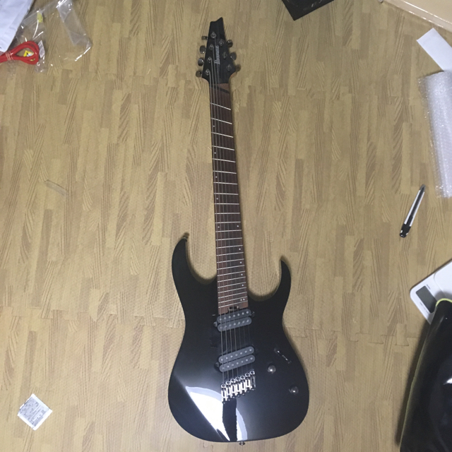 Ibanez(アイバニーズ)の【値下】IBANEZ アイバニーズ RGMS7-BK7弦ギター&セミハードケース 楽器のギター(エレキギター)の商品写真