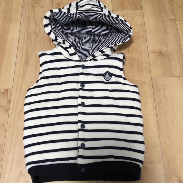 PETIT BATEAU(プチバトー)のプチバトー ベスト キッズ/ベビー/マタニティのキッズ/ベビー/マタニティ その他(その他)の商品写真