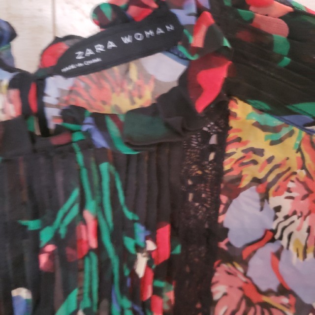 ZARA(ザラ)のさおちゃま様専用 レディースのトップス(カットソー(半袖/袖なし))の商品写真
