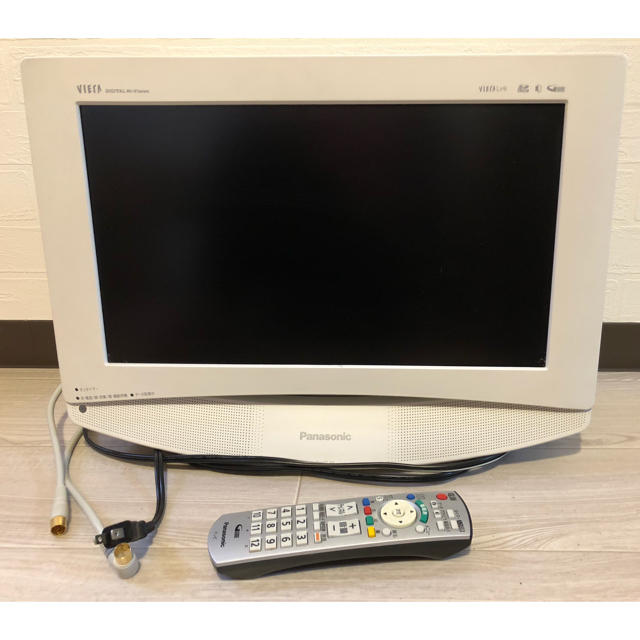 Panasonic  VIERA 17型 地デジ液晶テレビ 2008年製