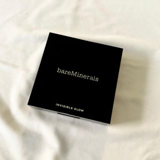 ベアミネラル(bareMinerals)の【使用5回以下】【美品】ベアミネラル　インビジブルグロー(フェイスパウダー)