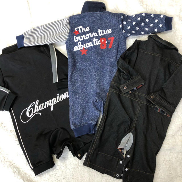 Champion(チャンピオン)の男の子　ロンパースセット　まとめ売り キッズ/ベビー/マタニティのベビー服(~85cm)(ロンパース)の商品写真