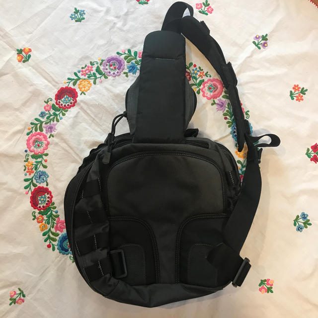 5.11 Tactical / One shoulder bag エンタメ/ホビーのミリタリー(個人装備)の商品写真