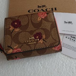 コーチ(COACH)のCOACH  スモール折り財布　フローラル(財布)