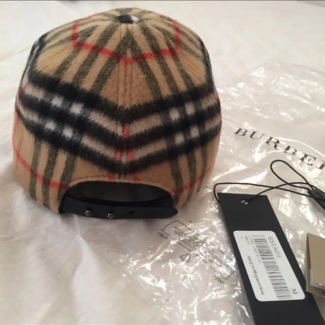 Drawer(ドゥロワー)の国内正規品　バーバリー　ウールキャップ　Ｍ  ハウスチェック レディースの帽子(キャップ)の商品写真