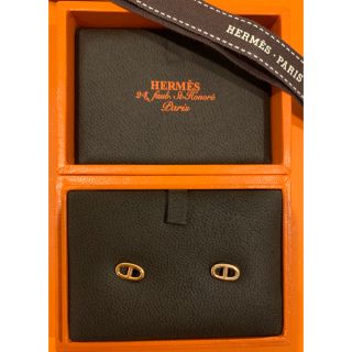 エルメス(Hermes)のHermes エルメス 《シェーヌ・ダンクル・アンシェネ》ピアス ピンクゴールド(ピアス)