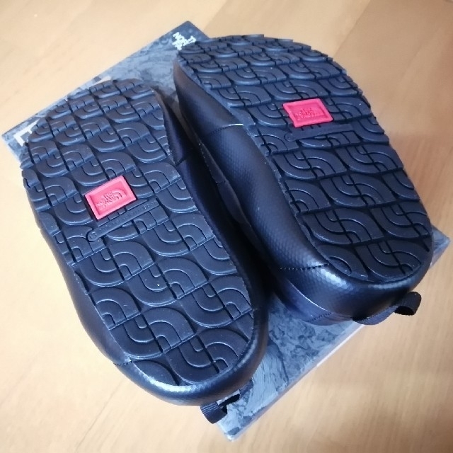 THE NORTH FACE(ザノースフェイス)の新品！ノースフェイス　スリッポン　23cm レディースの靴/シューズ(スリッポン/モカシン)の商品写真