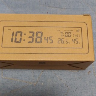 ムジルシリョウヒン(MUJI (無印良品))のデジタル電波時計　ホワイト　無印良品(置時計)