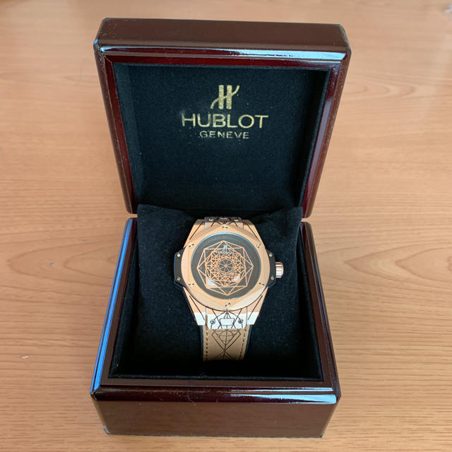 リシャール･ミル偽物直営店 | HUBLOT - HUBLOT GENEVE 腕時計の通販 by e-banbi