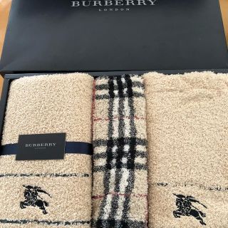 バーバリー(BURBERRY)のバーバリー フェイスタオル2枚 ウォッシュタオル1(タオル/バス用品)