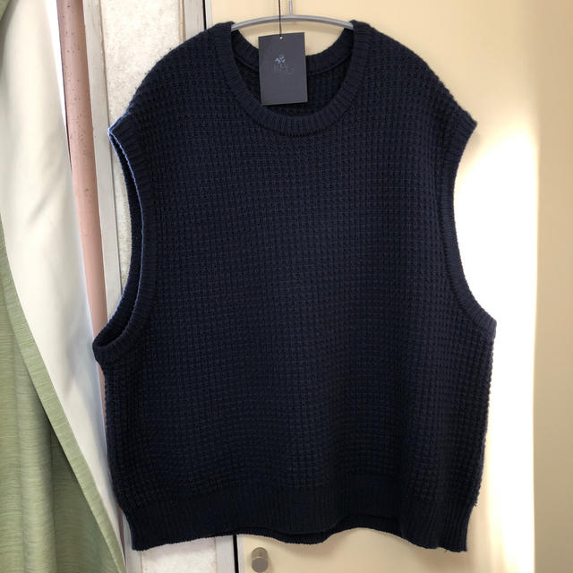 SUNSEA(サンシー)のURU ニットベスト　18AW メンズのトップス(ベスト)の商品写真