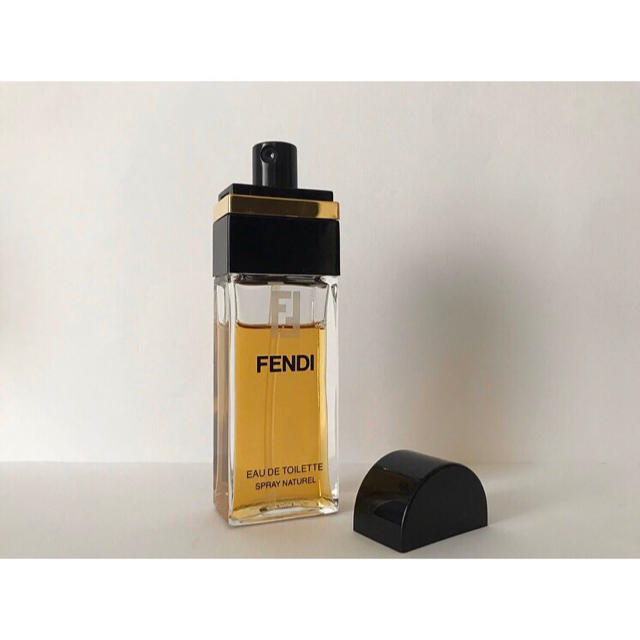 FENDI(フェンディ)のフェンディ FENDI オードトワレ 香水 25ml コスメ/美容の香水(その他)の商品写真