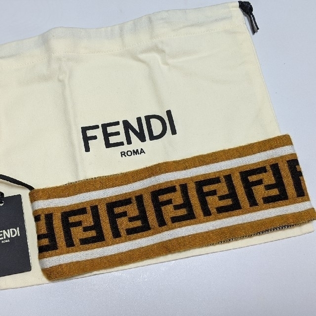 帽子【新品】FENDI　×２