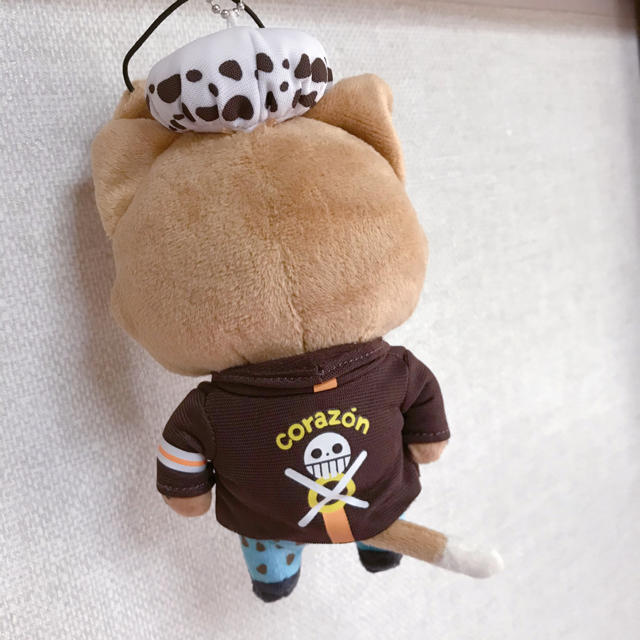 ONE PIECE with catアイマスク付きぬいぐるみキーホルダー ローの通販 by あかねこ's shop｜ラクマ