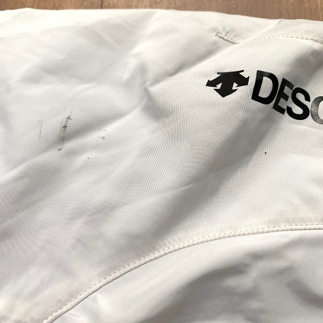 DESCENTE(デサント)のデサント 冬用 防寒 ウインドブレーカー 上下セット 裏起毛 スポーツ/アウトドアのランニング(ウェア)の商品写真