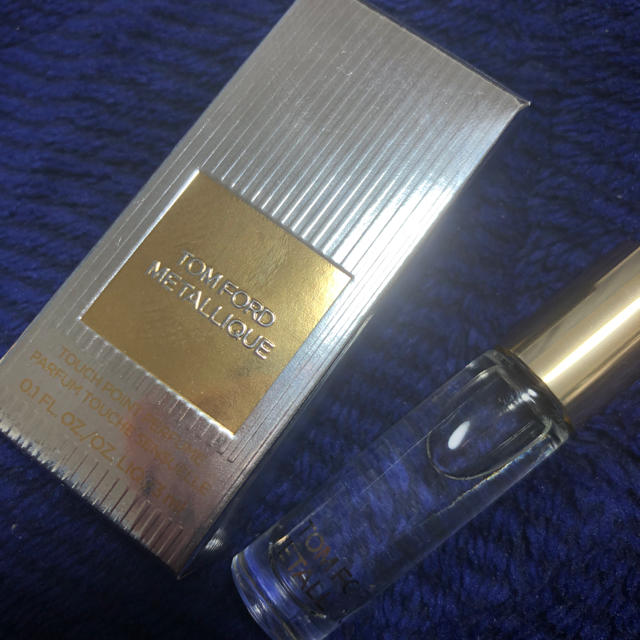 TOM FORD(トムフォード)の新品トムフォード　メタリック　香水3ml コスメ/美容の香水(ユニセックス)の商品写真