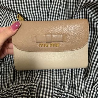 ミュウミュウ(miumiu)のミュウミュウ　ミニ財布　美品(財布)