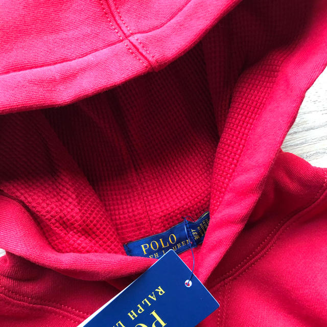 Ralph Lauren(ラルフローレン)の3T 裏起毛　パーカー　赤 キッズ/ベビー/マタニティのキッズ服男の子用(90cm~)(その他)の商品写真