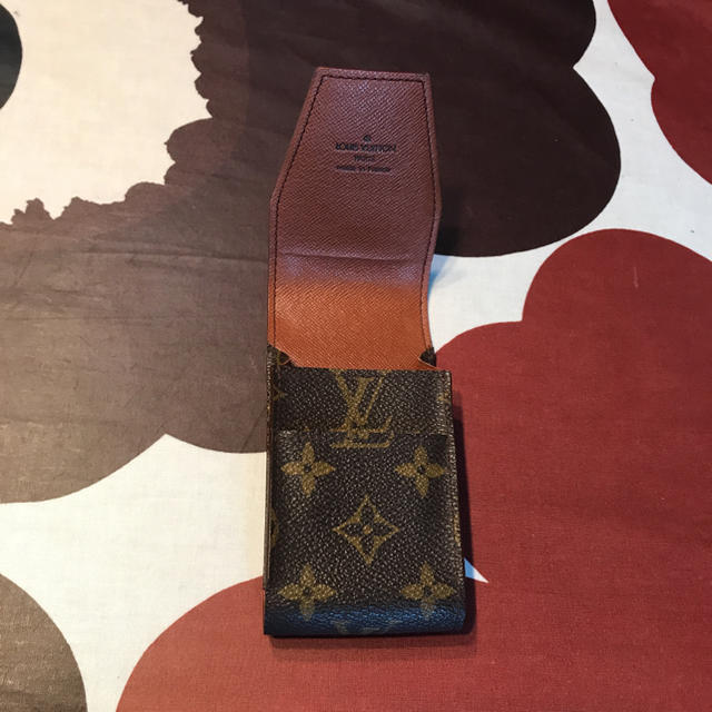 LOUIS VUITTON(ルイヴィトン)のmarika様専用　ルイ・ヴィトン シガレットケース　美品 メンズのファッション小物(タバコグッズ)の商品写真