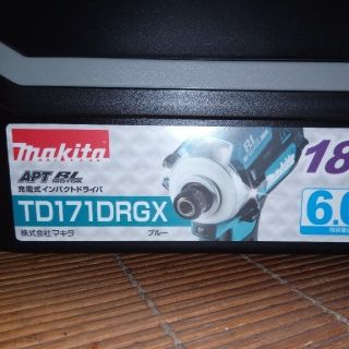 マキタ(Makita)のMakita マキタ TD171DRGX インパクトドライバー18v新品未使用(工具)