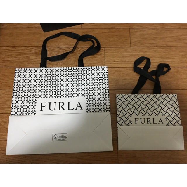 Furla(フルラ)のフルラ FURLA 紙袋 ショップバック レディースのバッグ(ショップ袋)の商品写真