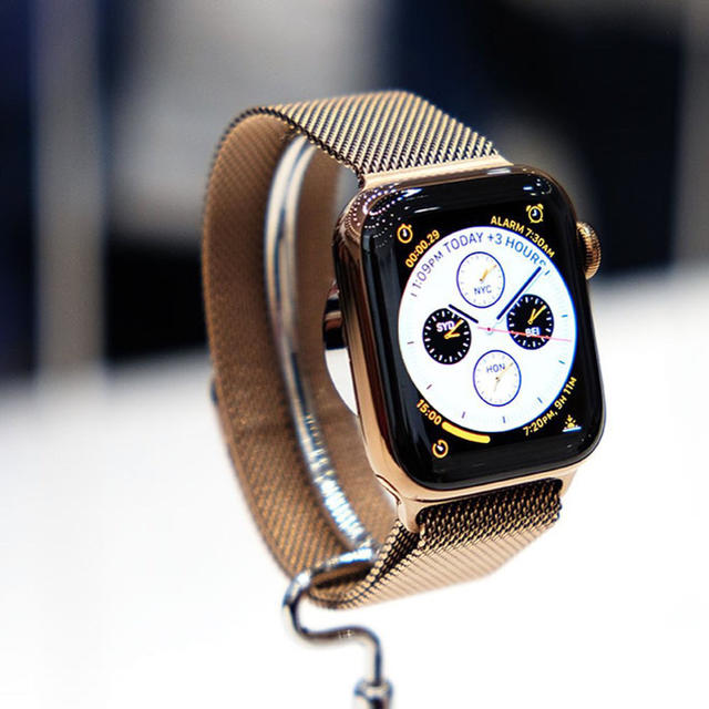 Apple Watch - 【未来様専用】アップルウォッチ5 ゴールドミラネーゼループの通販 by T's shop｜アップルウォッチならラクマ