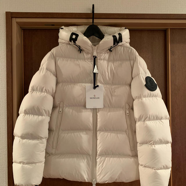 MONCLER(モンクレール)のレイ様専用 MONCLER DUBOIS サイズ1 新品 未使用 メンズのジャケット/アウター(ダウンジャケット)の商品写真