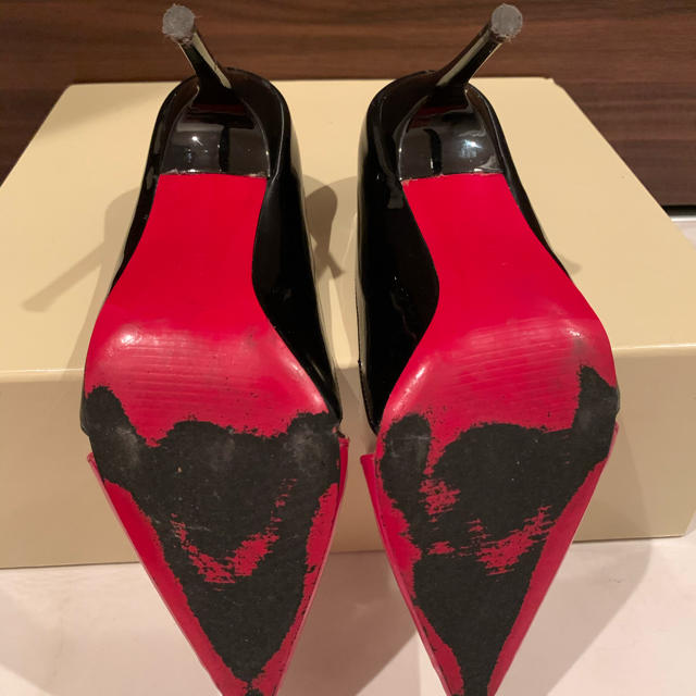 赤黒クリア　パンプス　37 レディースの靴/シューズ(ハイヒール/パンプス)の商品写真