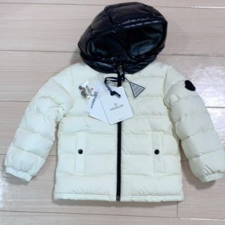 モンクレール(MONCLER)のモンクレール　2a ダウン(ジャケット/上着)