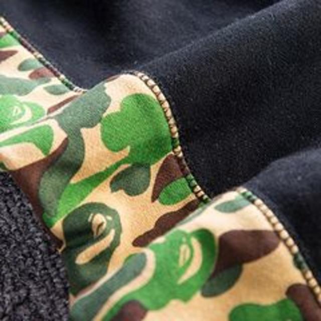 A BATHING APE(アベイシングエイプ)のA BATHING APE シャークパーカー メンズのトップス(パーカー)の商品写真