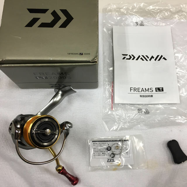 DAIWA 19フリームス LT2000S ZPI、ベアリング3個追加済