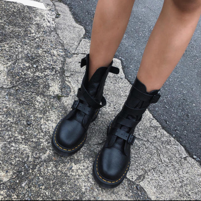 Dr.Martens(ドクターマーチン)のDr.マーチン  juriちゃん juemi レディースの靴/シューズ(ブーツ)の商品写真