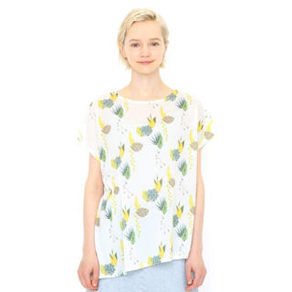 グラニフ(Design Tshirts Store graniph)のボートネックTシャツ/サキュランツ(Tシャツ(半袖/袖なし))