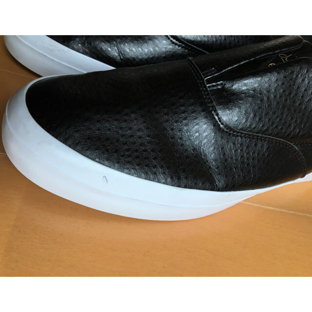 HUF(ハフ)のHUF DYLAN SLIP ON メンズの靴/シューズ(スニーカー)の商品写真