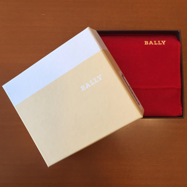 Bally(バリー)のバリー/BALLY/パスケース/カードケース/名刺入れ/定期入れ レディースのファッション小物(名刺入れ/定期入れ)の商品写真