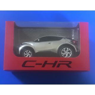 トヨタ(トヨタ)の新型 CH-R 後期 銀(ミニカー)