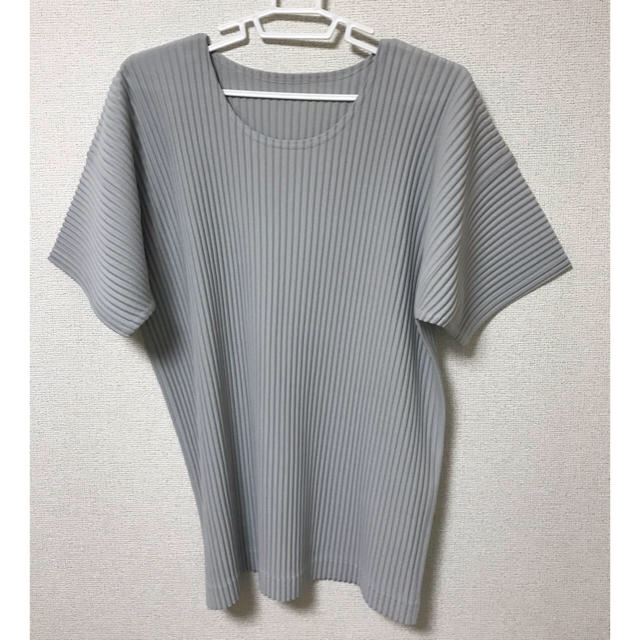 ISSEY MIYAKE(イッセイミヤケ)のオムプリッセ　イッセイミヤケ　Tシャツ メンズのトップス(Tシャツ/カットソー(半袖/袖なし))の商品写真