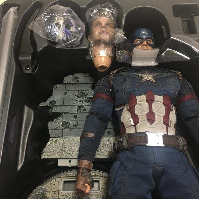 MARVEL(マーベル)のホットトイズ キャプテンアメリカ バトル版 エンタメ/ホビーのフィギュア(アメコミ)の商品写真