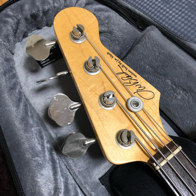 Fender(フェンダー)のJ.W.Black Guitars jwb-j 【USA製】 楽器のベース(エレキベース)の商品写真